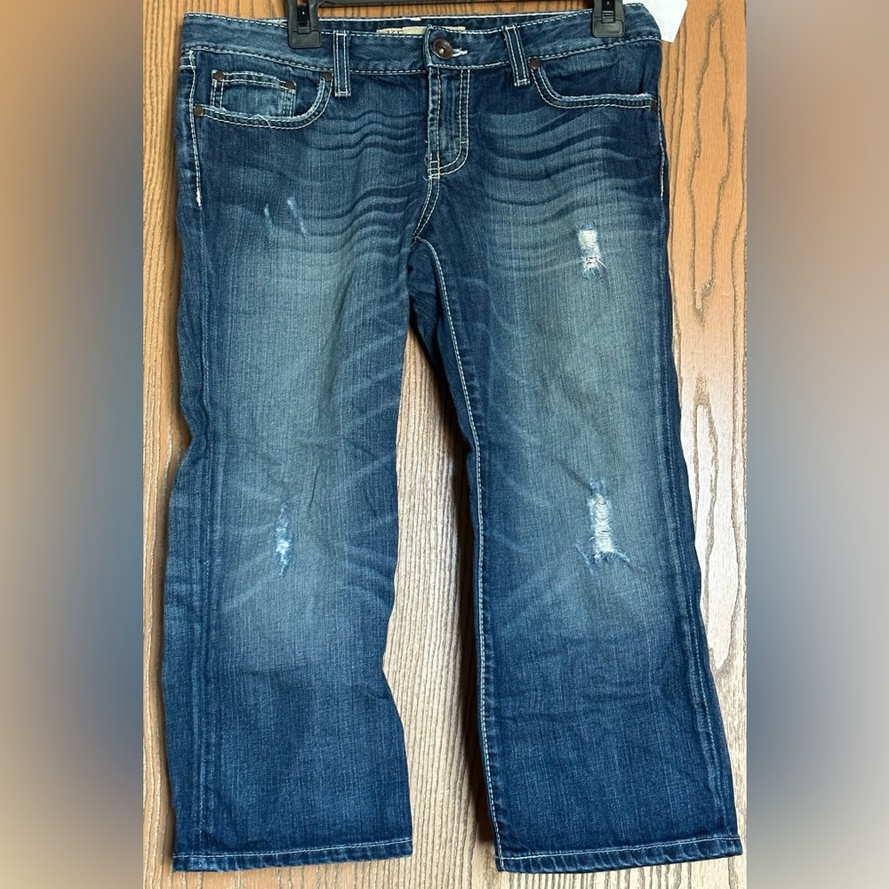 BKE jean capris size 31 Star